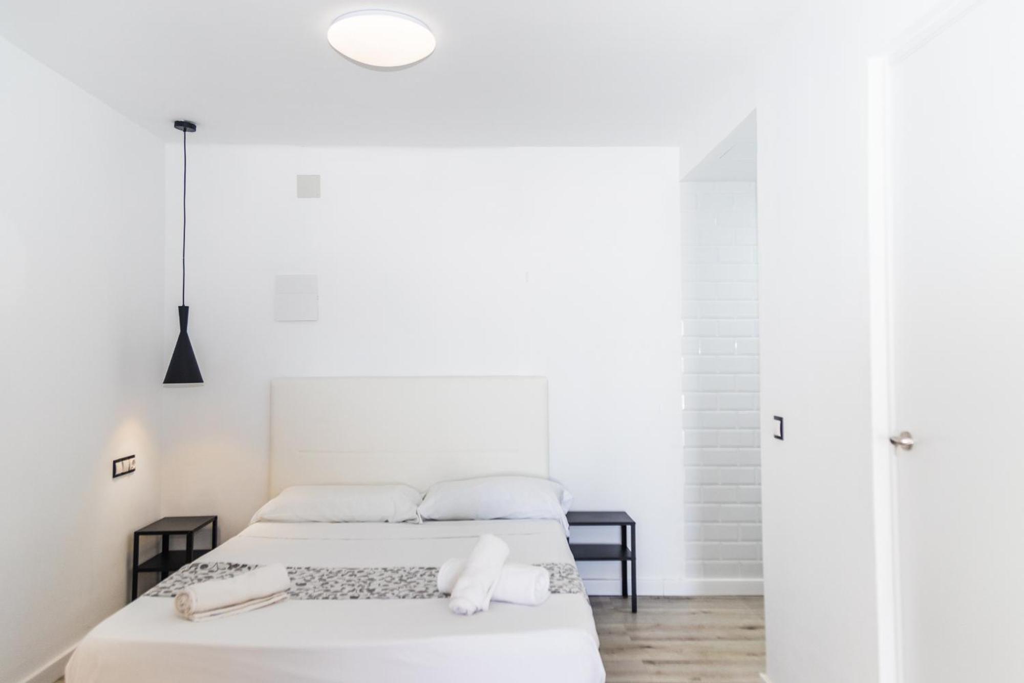 Jacaranda Apartments & Studios Es Canar  Luaran gambar